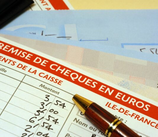 Comment remplir un bordereau de remise de chèque ? Remplissage d'un bordereau de remise de chèques