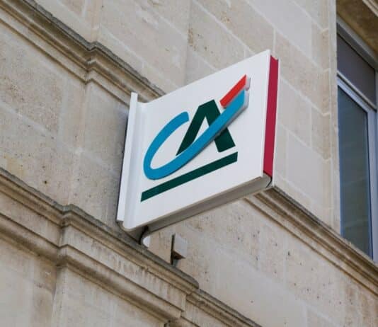 Quel est le plafond de virement au Crédit Agricole ? Logo du Crédit Agricole