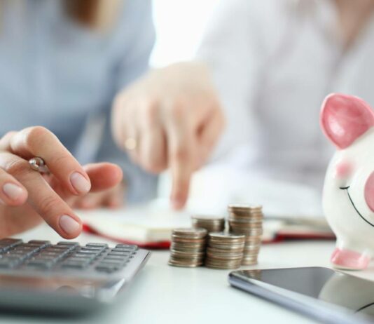 Faites des économies : comment réduire vos frais bancaires ? réduire vos frais bancaires
