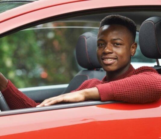 Quel budget prévoir pour le permis de son enfant ? Astuces pour faire des économies sur ce gros poste de dépense budget global permis et comment abaisser cout