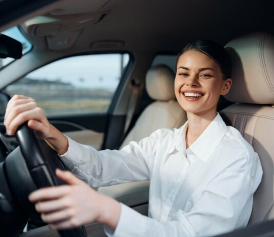 Voici comment certains économisent des milliers d’euros sur l’achat de leur voiture Voici comment certains économisent des milliers d'euros sur l'achat de leur voiture
