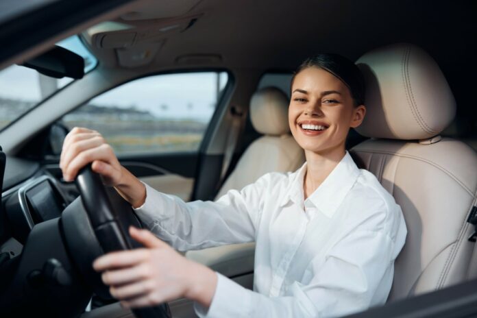 Voici comment certains économisent des milliers d'euros sur l'achat de leur voiture